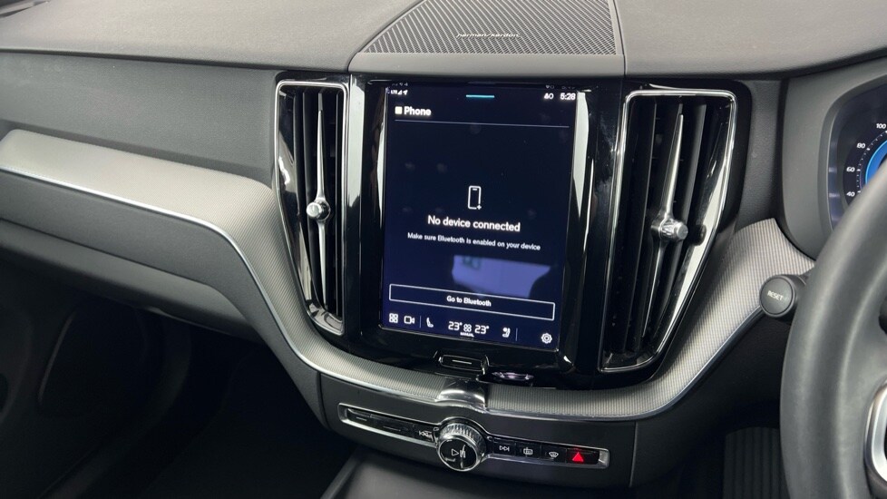 Used Volvo XC60 2023 for sale - 77893885: Photo 44