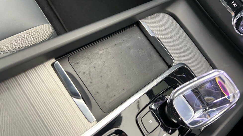 Used Volvo XC60 2023 for sale - 77893885: Photo 53