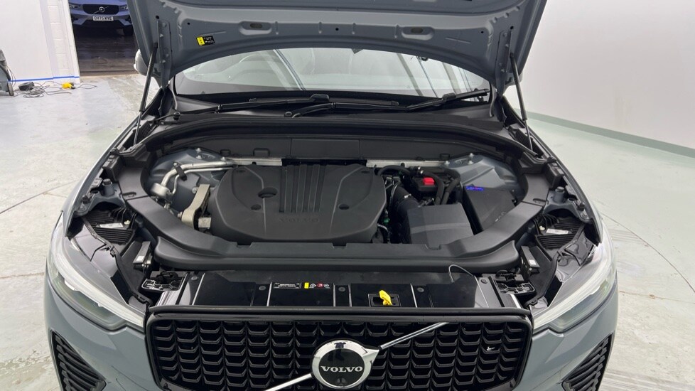 Used Volvo XC60 2023 for sale - 77893885: Photo 67