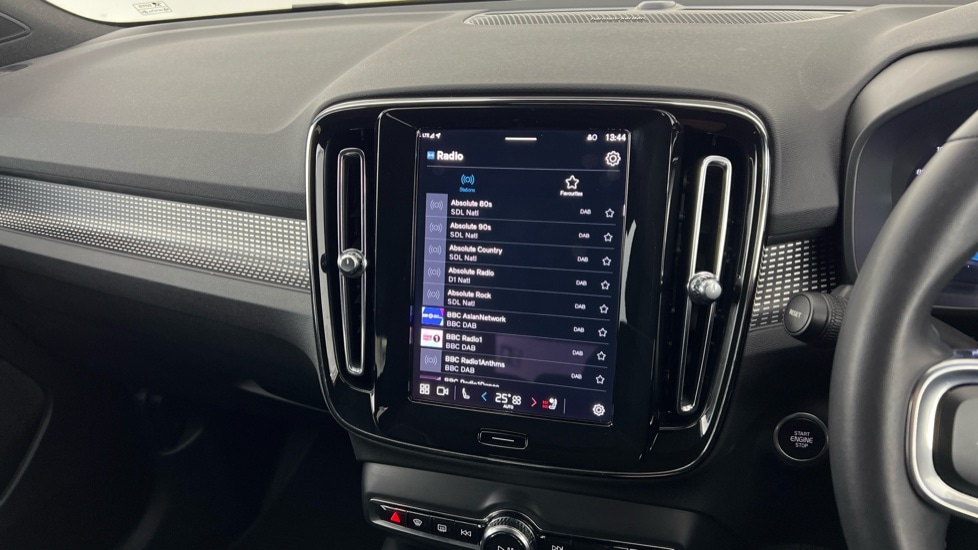 Used Volvo XC40 2024 for sale - 77071046: Photo 43