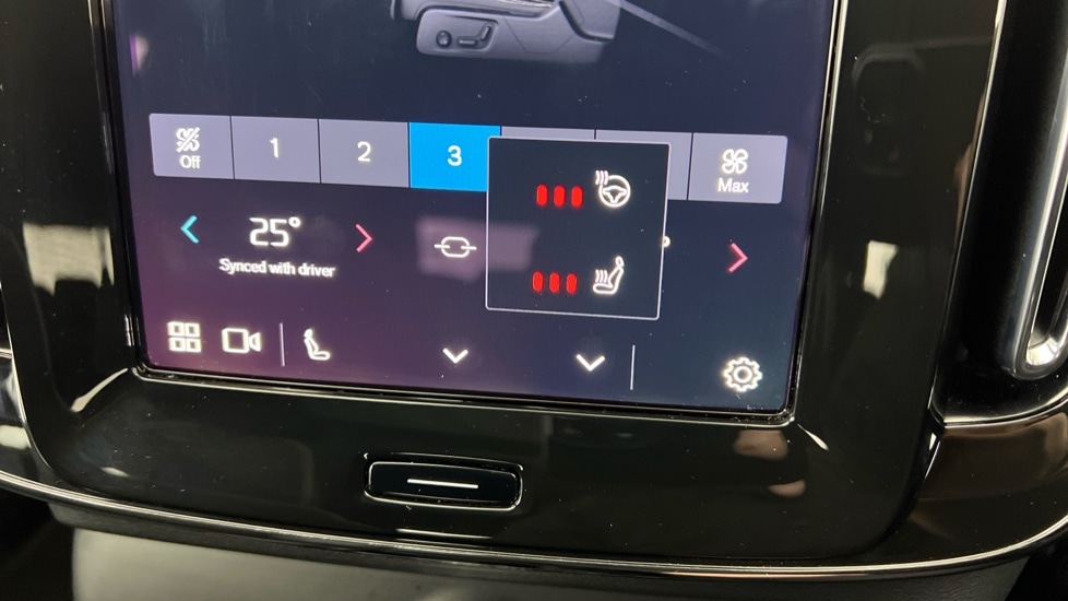 Used Volvo XC40 2024 for sale - 77071046: Photo 49