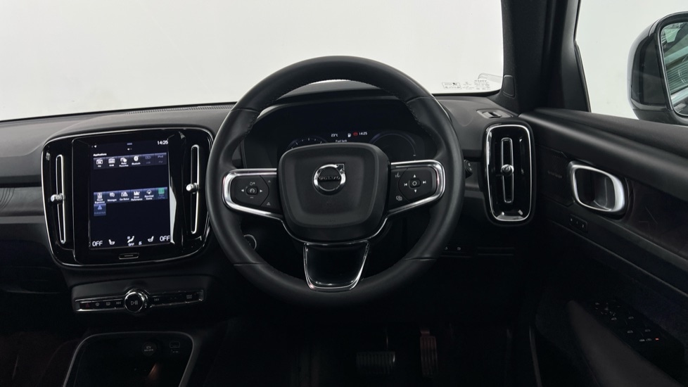 Used Volvo XC40 2022 for sale - 76817726: Photo 10