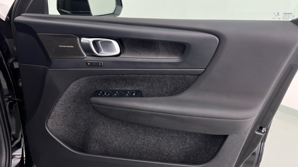 Used Volvo XC40 2022 for sale - 76817726: Photo 29