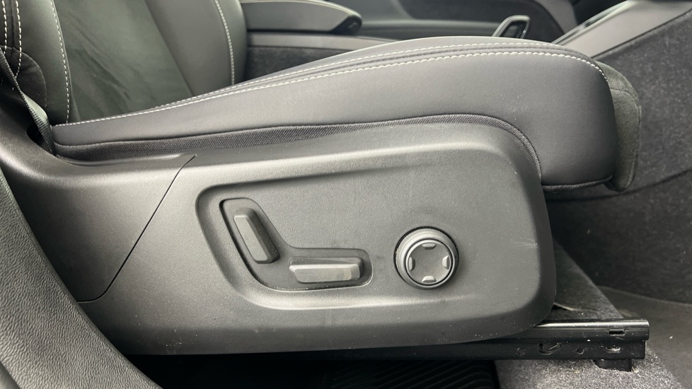 Used Volvo XC40 2022 for sale - 76817726: Photo 30