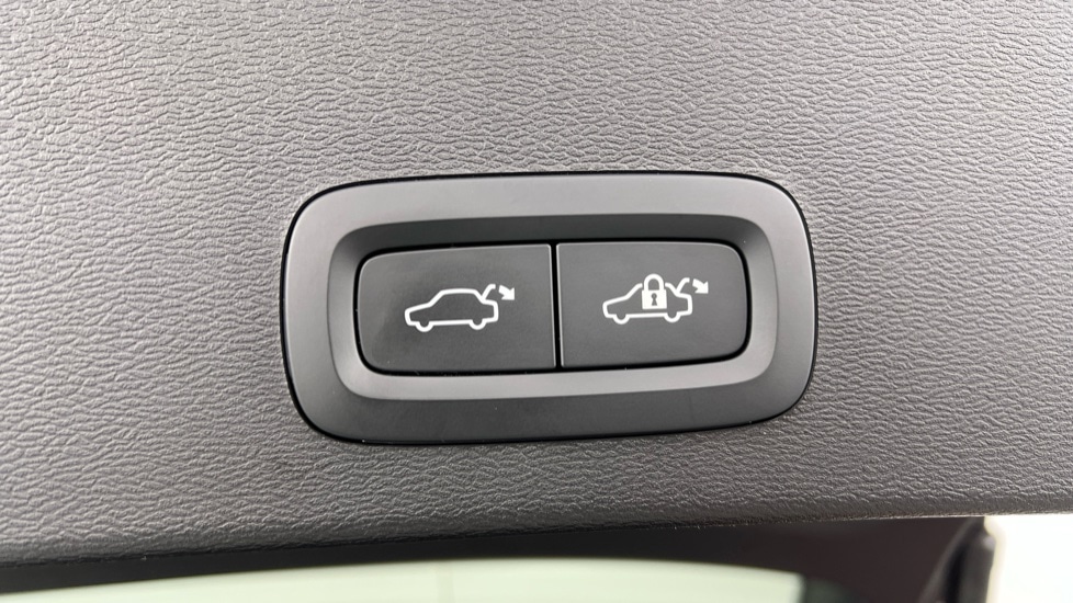 Used Volvo XC40 2022 for sale - 76817726: Photo 35