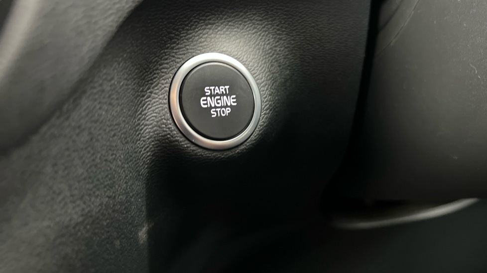 Used Volvo XC40 2022 for sale - 76817726: Photo 45