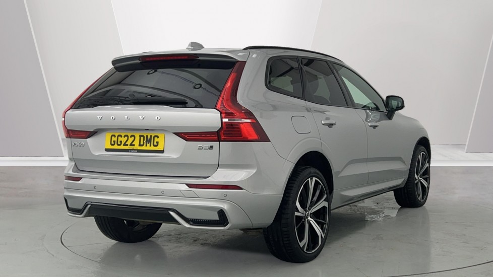Used Volvo XC60 2022 for sale - 76507571: Photo 2
