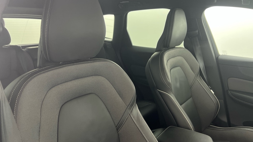 Used Volvo XC60 2022 for sale - 76507571: Photo 31