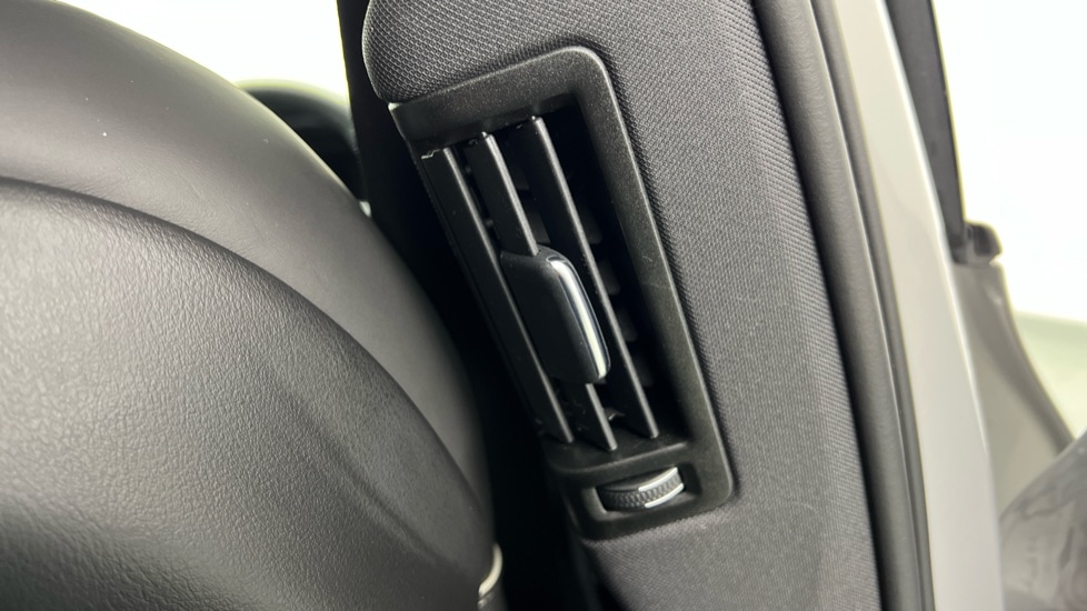 Used Volvo XC60 2022 for sale - 76507571: Photo 38