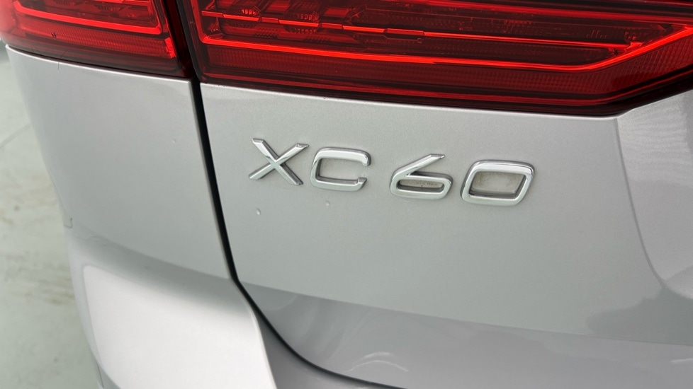 Used Volvo XC60 2022 for sale - 76507571: Photo 53