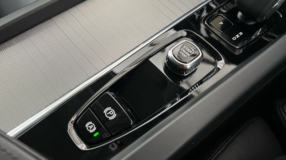 Used Volvo V60 2025 for sale - 77893970: Photo 27