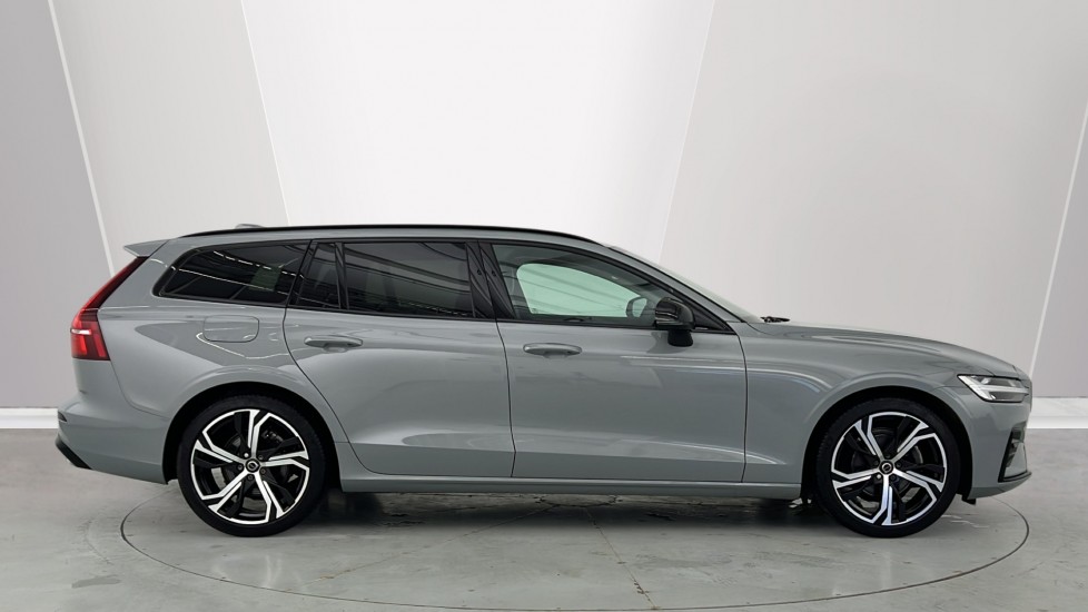 Used Volvo V60 2025 for sale - 77893970: Photo 3
