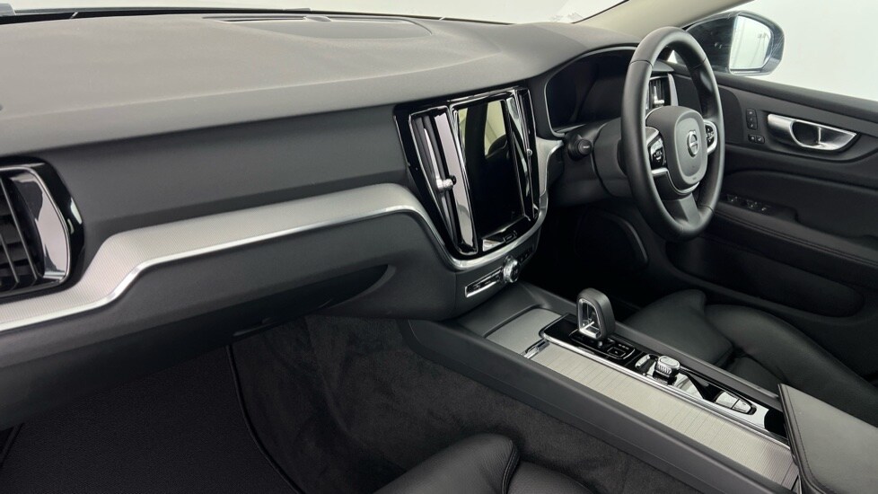 Used Volvo V60 2025 for sale - 77893970: Photo 58