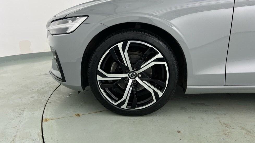 Used Volvo V60 2025 for sale - 77893970: Photo 62