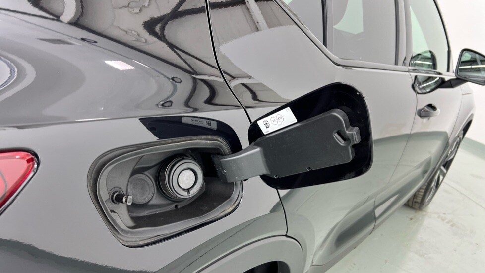 Used Volvo XC40 2024 for sale - 75763440: Photo 16