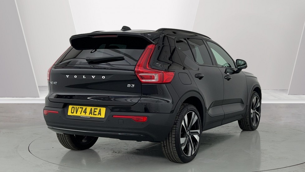 Used Volvo XC40 2024 for sale - 75763440: Photo 2