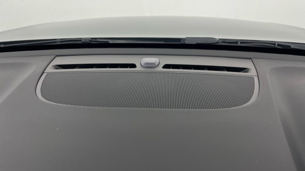 Used Volvo XC40 2024 for sale - 75763440: Photo 26