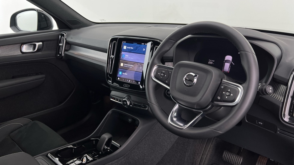 Used Volvo XC40 2024 for sale - 75763440: Photo 4