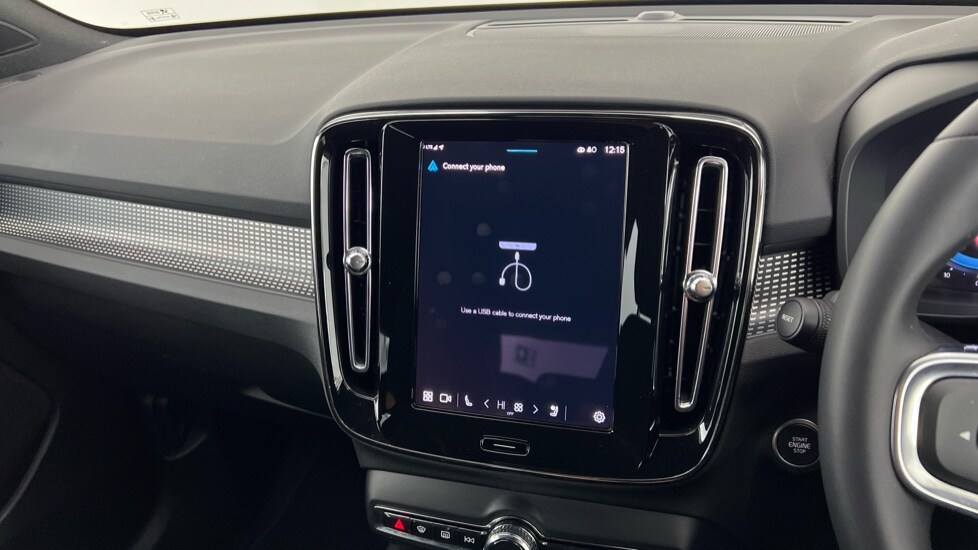 Used Volvo XC40 2024 for sale - 75763440: Photo 44