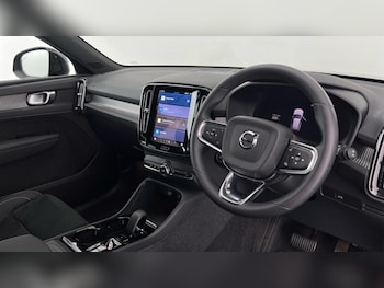 Used Volvo XC40 2024 for sale - 75763440: Photo