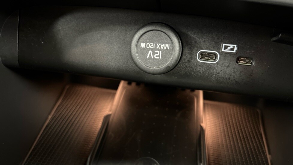 Used Volvo XC40 2024 for sale - 75763440: Photo 50