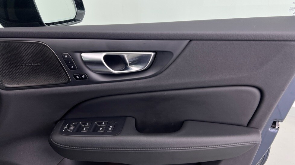 Used Volvo V60 2025 for sale - 77826410: Photo 29