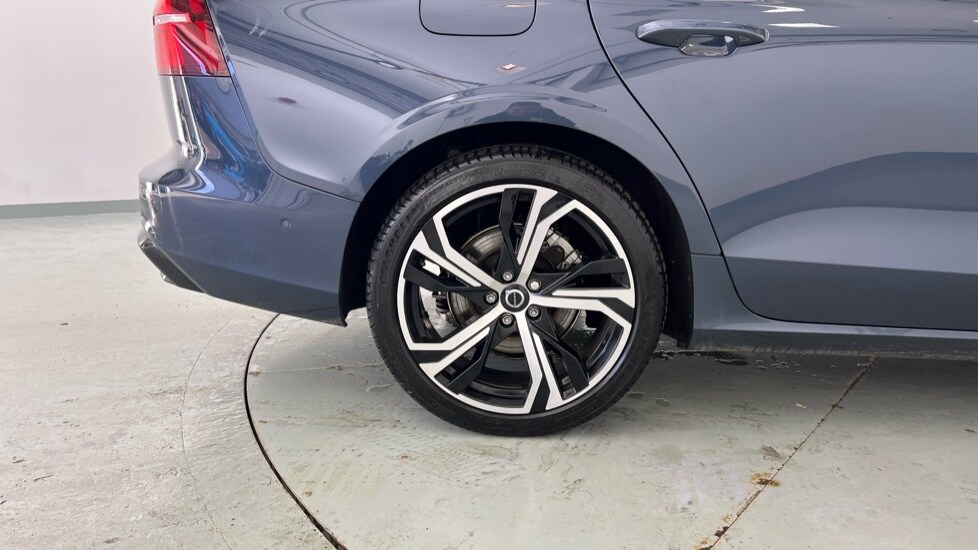 Used Volvo V60 2025 for sale - 77826410: Photo 9