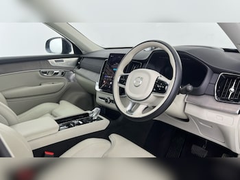 Used Volvo XC90 2025 for sale - 78804428: Photo