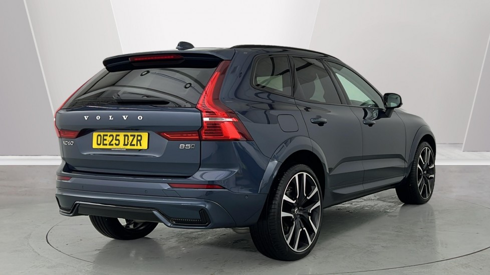 Used Volvo XC60 2025 for sale - 76563874: Photo 2