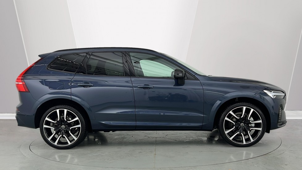 Used Volvo XC60 2025 for sale - 76563874: Photo 3