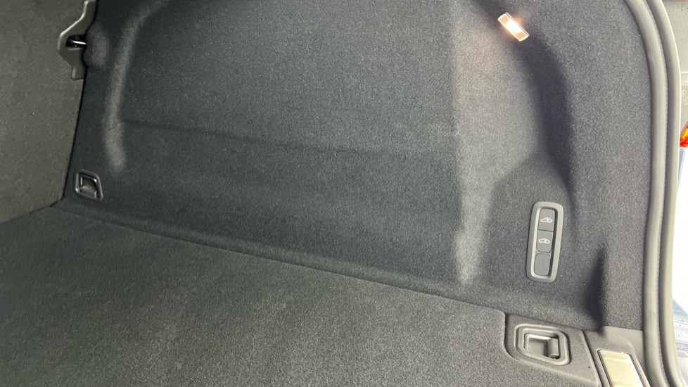 Used Volvo XC60 2025 for sale - 76563874: Photo 56