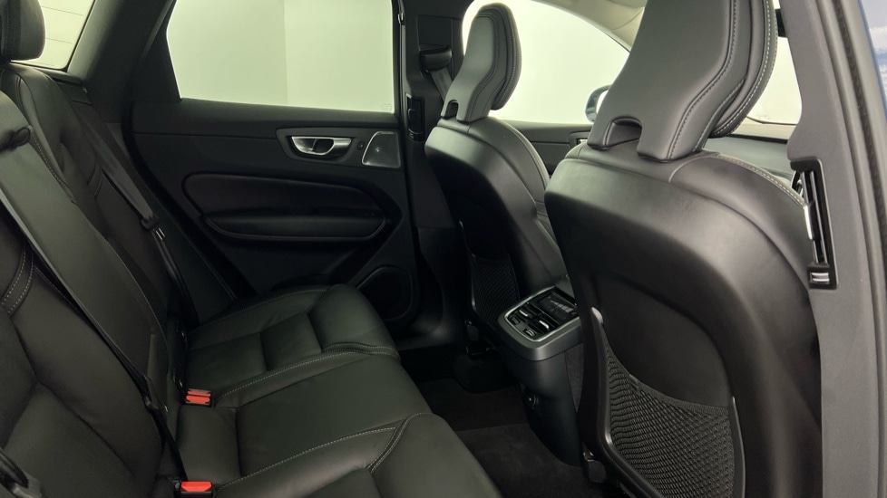 Used Volvo XC60 2025 for sale - 76563874: Photo 6