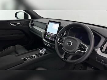 Used Volvo XC60 2025 for sale - 77745814: Photo