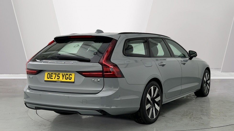 Used Volvo V90 2025 for sale - 76519405: Photo 2