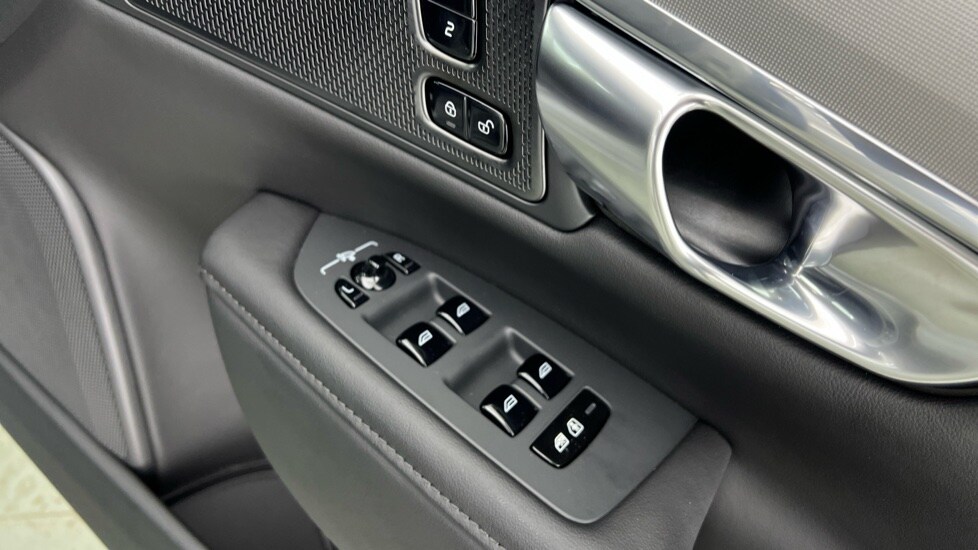 Used Volvo V90 2025 for sale - 76519405: Photo 24