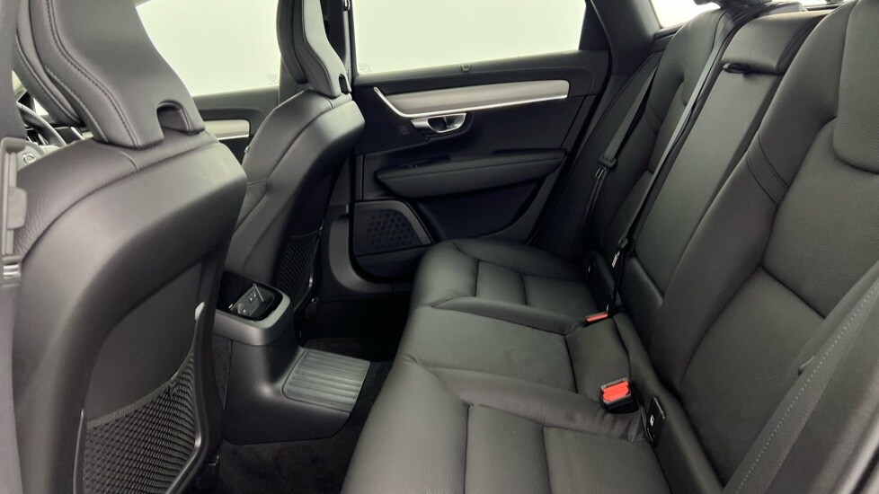Used Volvo V90 2025 for sale - 76519405: Photo 33