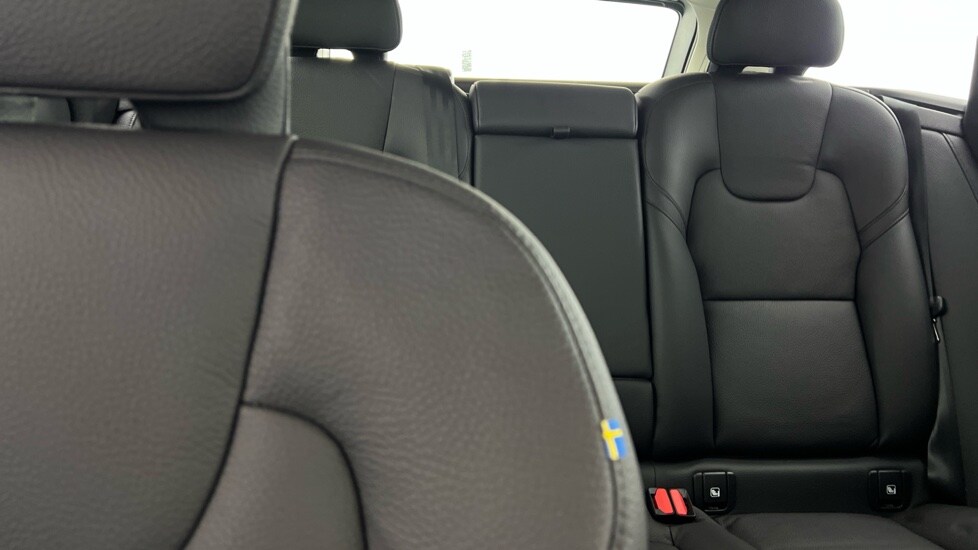 Used Volvo V90 2025 for sale - 76519405: Photo 37