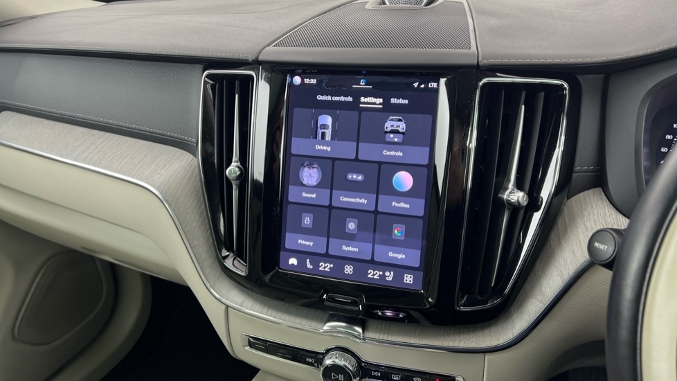 Used Volvo XC60 2023 for sale - 77971782: Photo 17