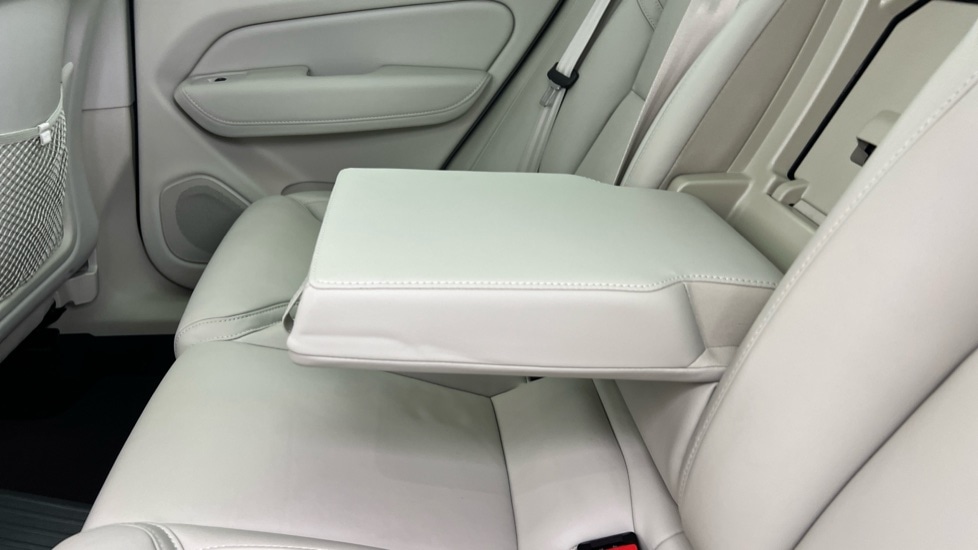 Used Volvo XC60 2023 for sale - 77971782: Photo 34