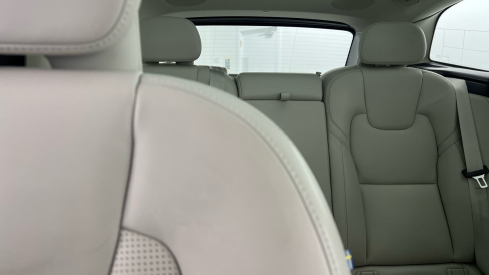 Used Volvo XC60 2023 for sale - 77971782: Photo 37