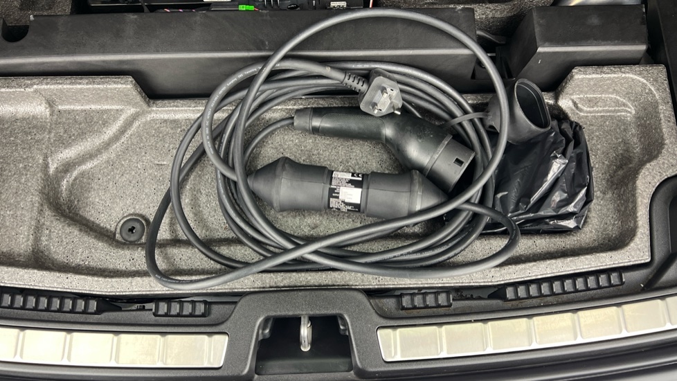 Used Volvo XC60 2023 for sale - 77971782: Photo 60