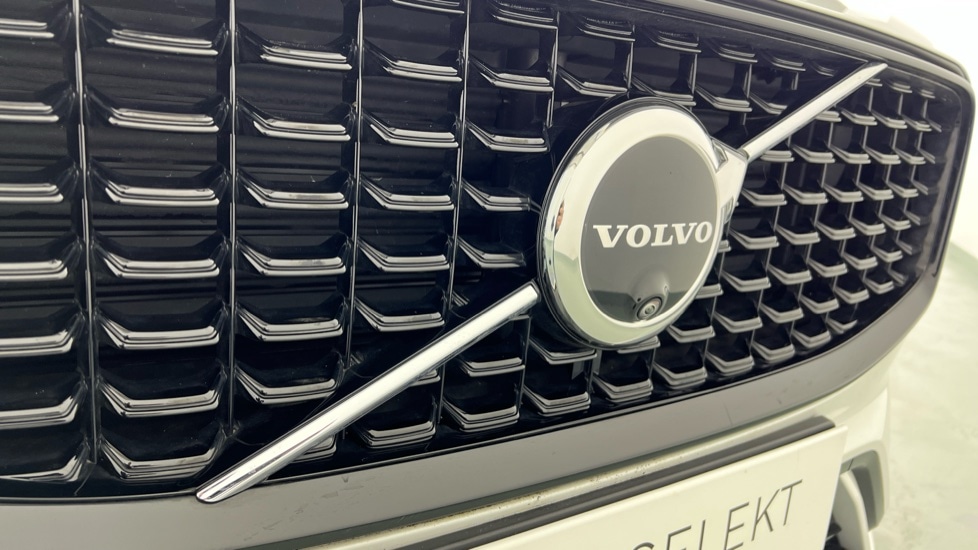 Used Volvo XC60 2023 for sale - 77971782: Photo 69