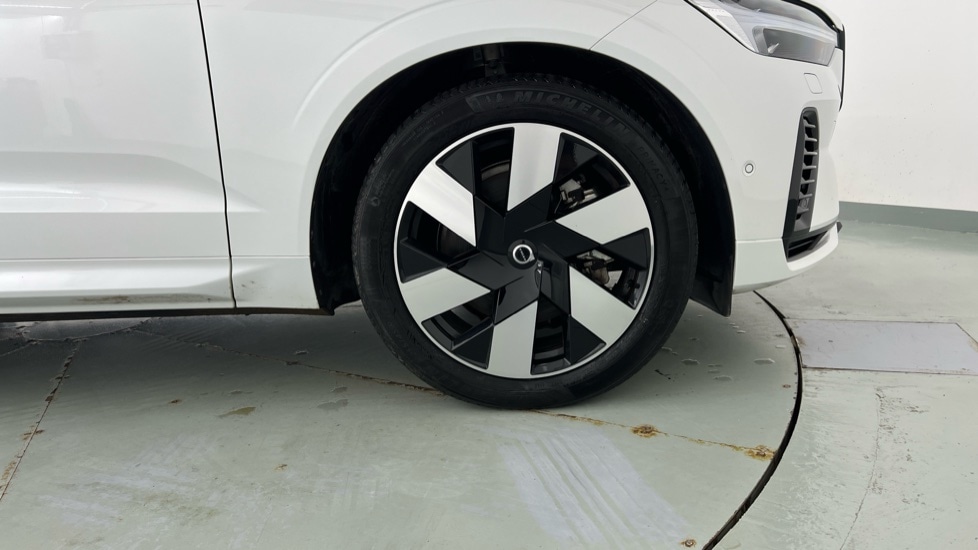 Used Volvo XC60 2023 for sale - 77971782: Photo 70