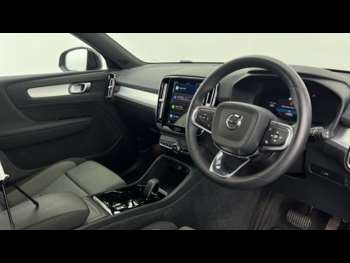 Used Volvo XC40 2025 for sale - 74689100: Photo