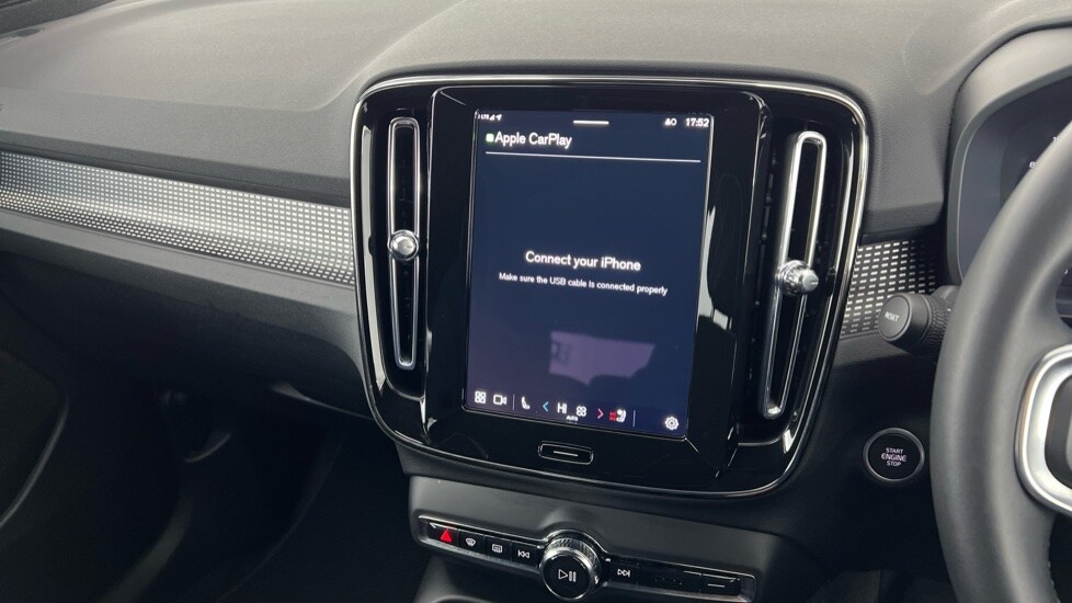 Used Volvo XC40 2025 for sale - 77480230: Photo 45