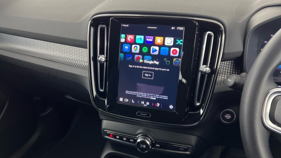 Used Volvo XC40 2025 for sale - 77480230: Photo 47