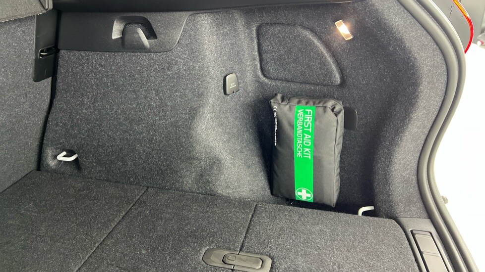 Used Volvo XC40 2025 for sale - 77480230: Photo 58