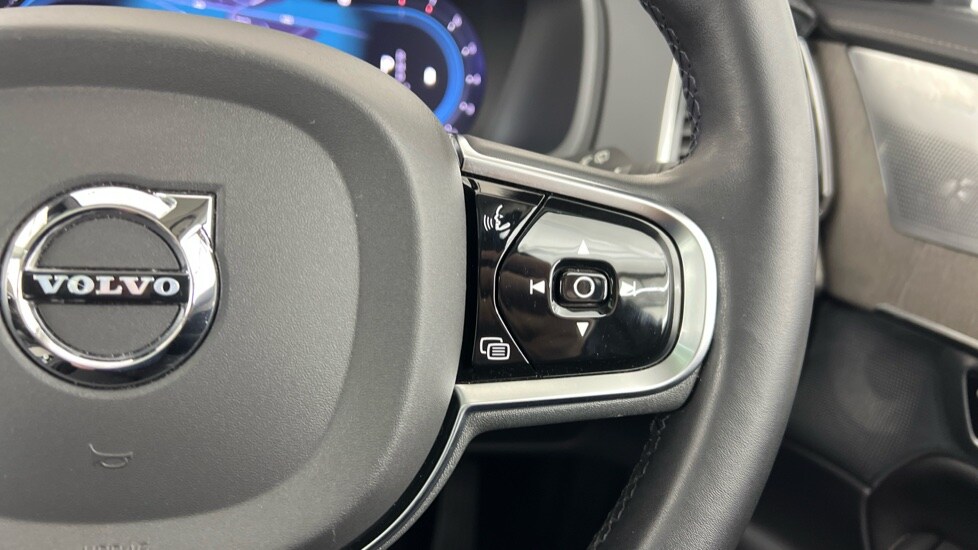 Used Volvo XC90 2023 for sale - 77560587: Photo 22