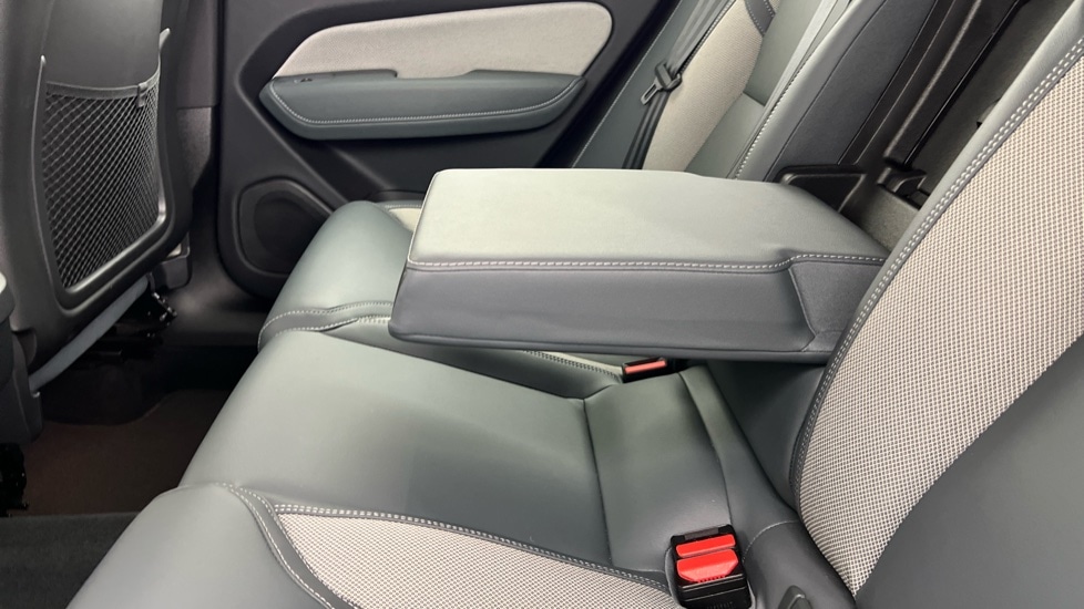 Used Volvo XC60 2023 for sale - 77795162: Photo 34