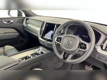 Used Volvo XC60 2023 for sale - 77795162: Photo